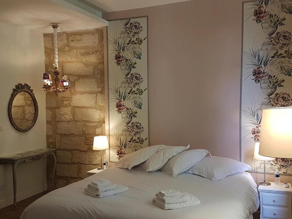 La Maison Des Marronniers Bed & Breakfast Uzes Phòng bức ảnh