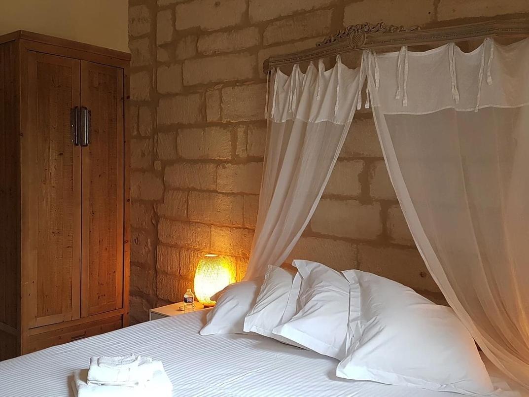La Maison Des Marronniers Bed & Breakfast Uzes Phòng bức ảnh